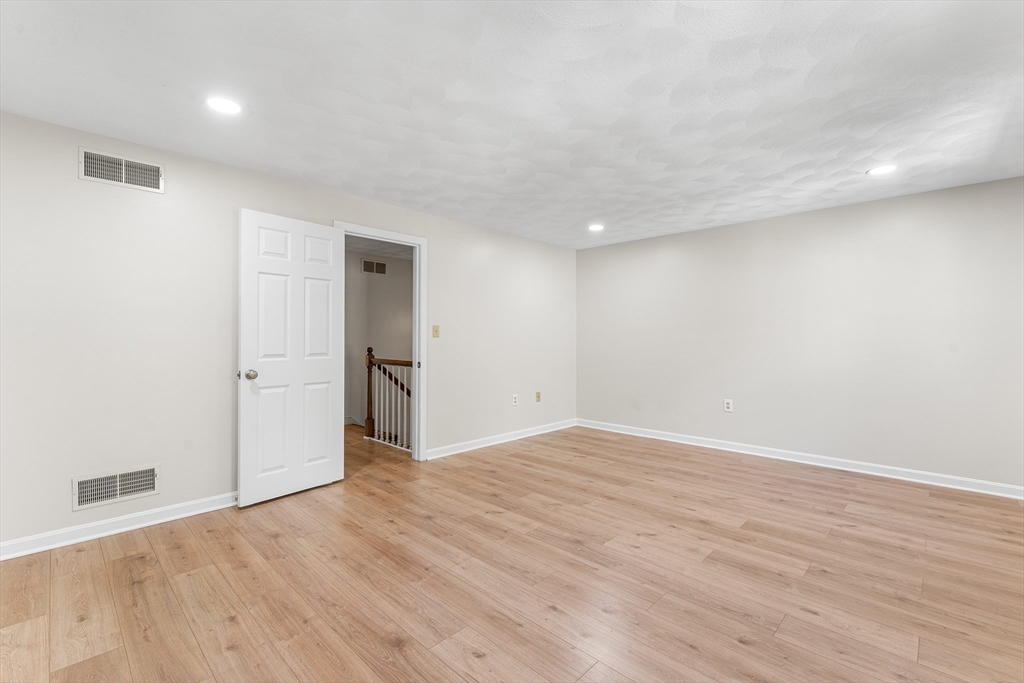 905 Wellman Ave # 905