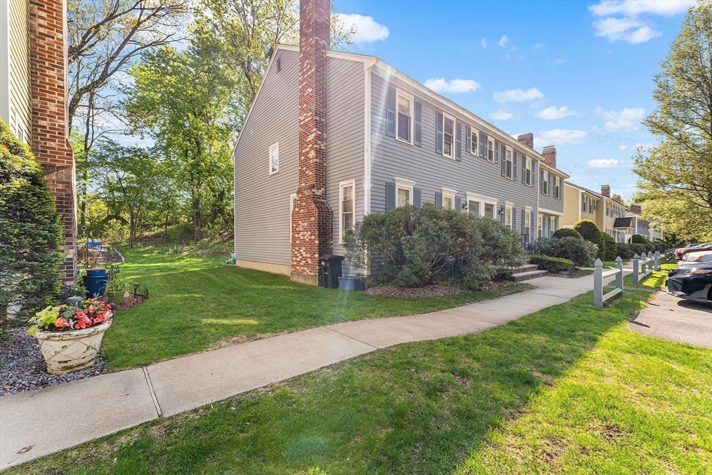 905 Wellman Ave # 905