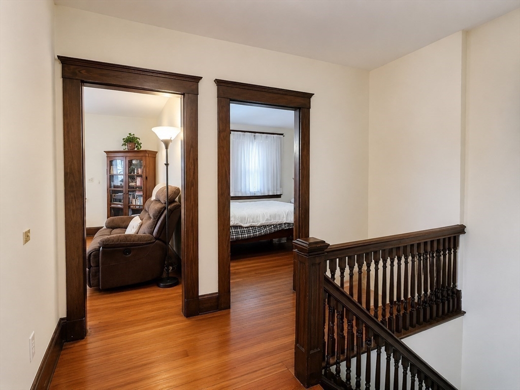 25-27 Florence Ave # 2