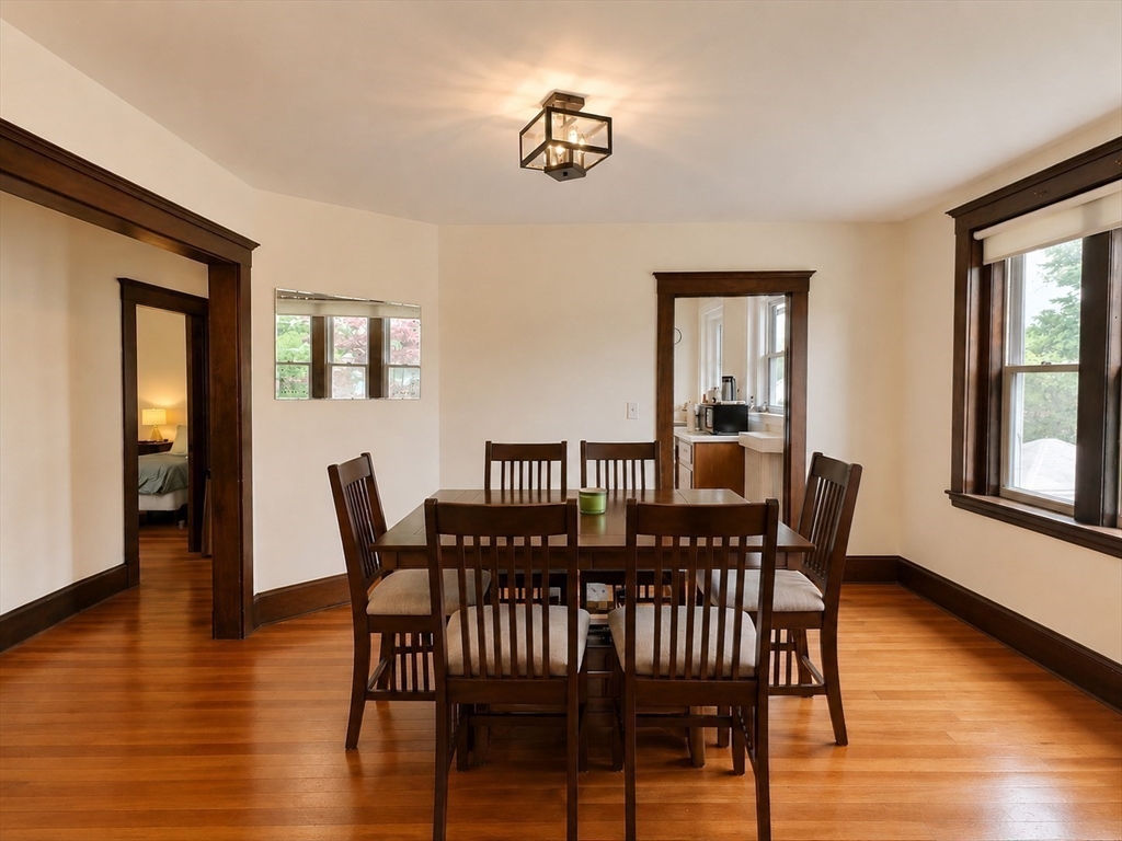 25-27 Florence Ave # 2