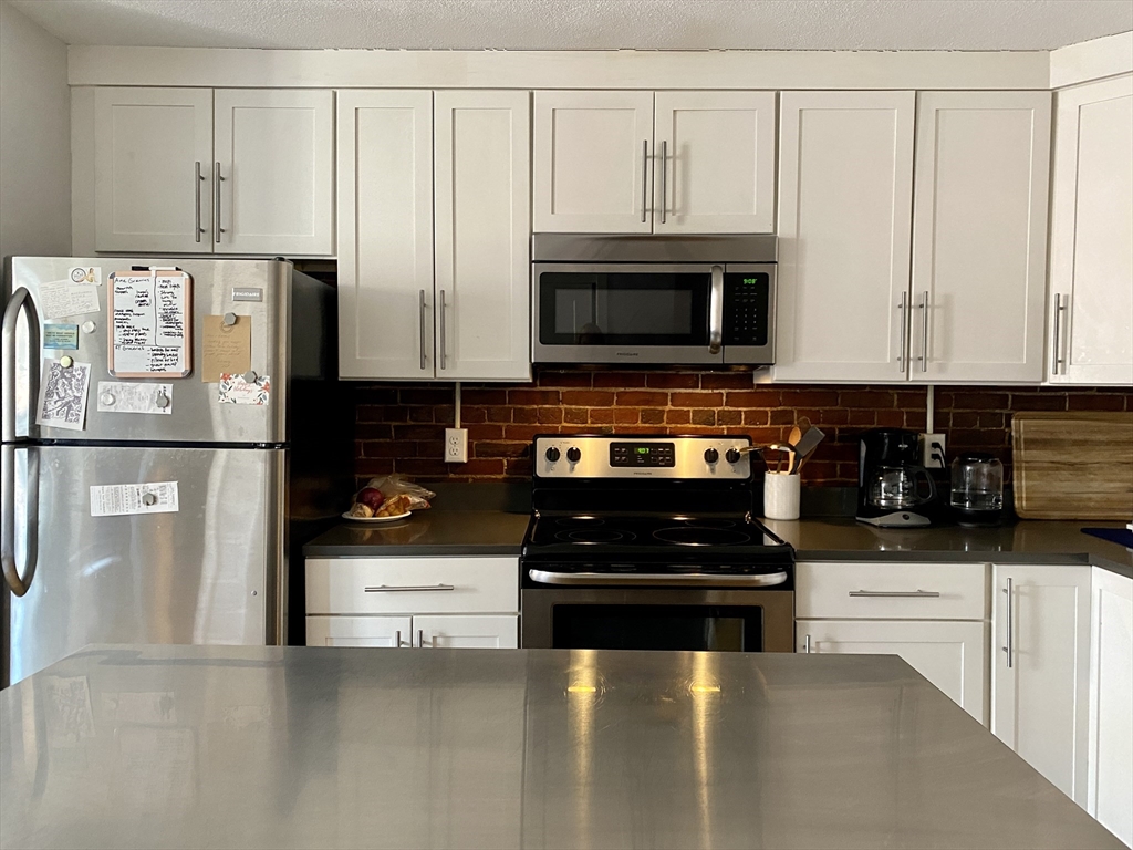 178 North St. # 4