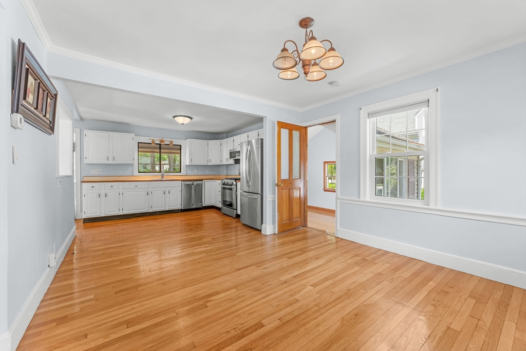 43 Chittick Rd