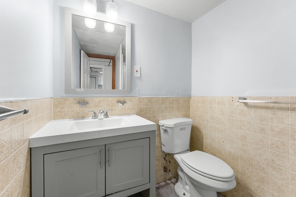 43 Chittick Rd