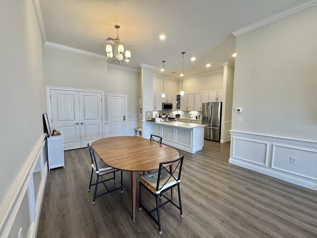 320 Middlesex Ave # D405