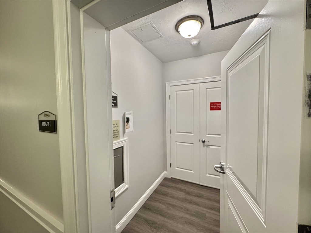 320 Middlesex Ave # D405