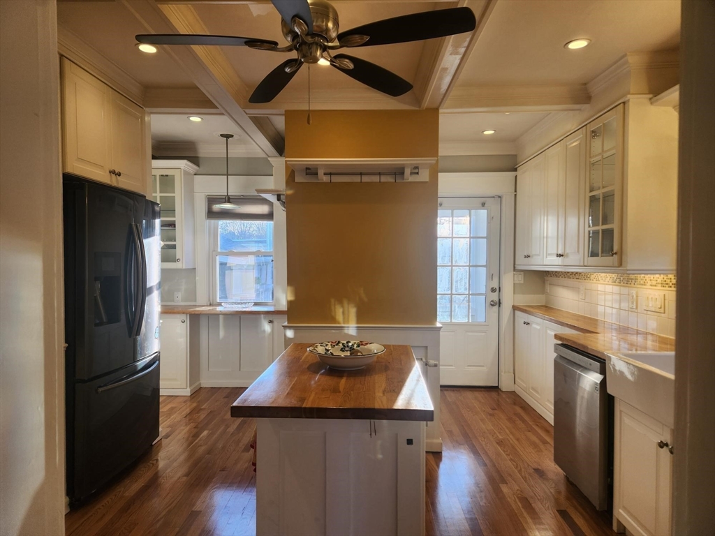 76 Edgemere Road