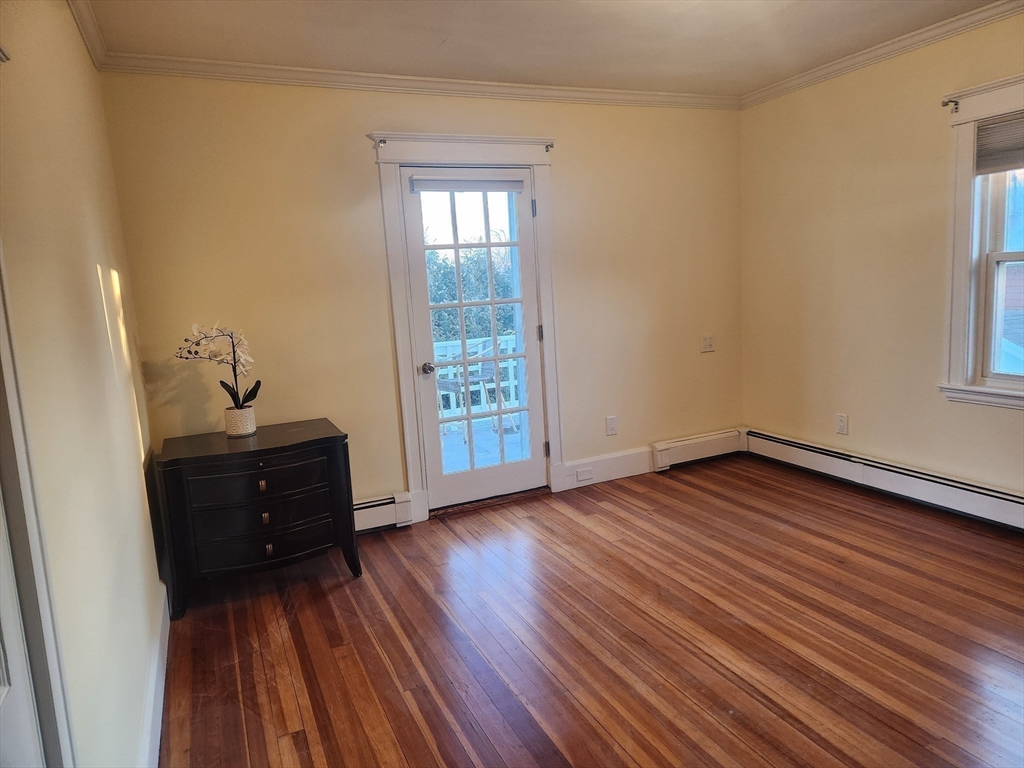 76 Edgemere Road