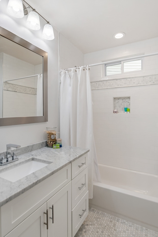 349 Meridian St # 1