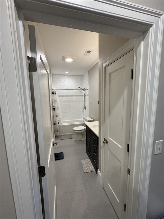 3 Saco Street # 3