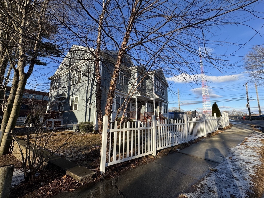 3 Saco Street # 3