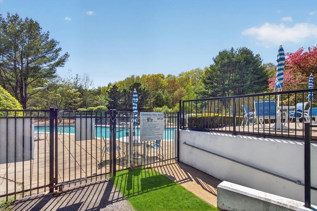 15 Nason Ln