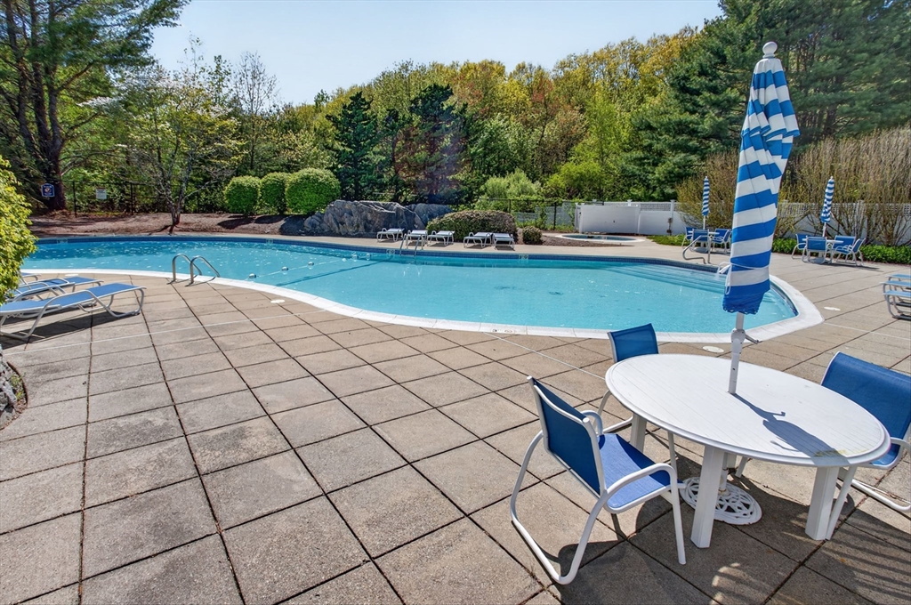 15 Nason Ln