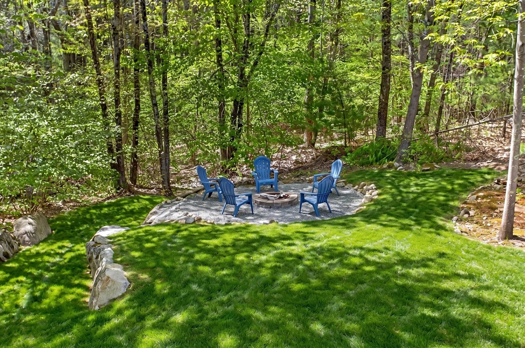 15 Nason Ln