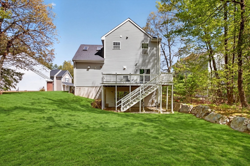 15 Nason Ln