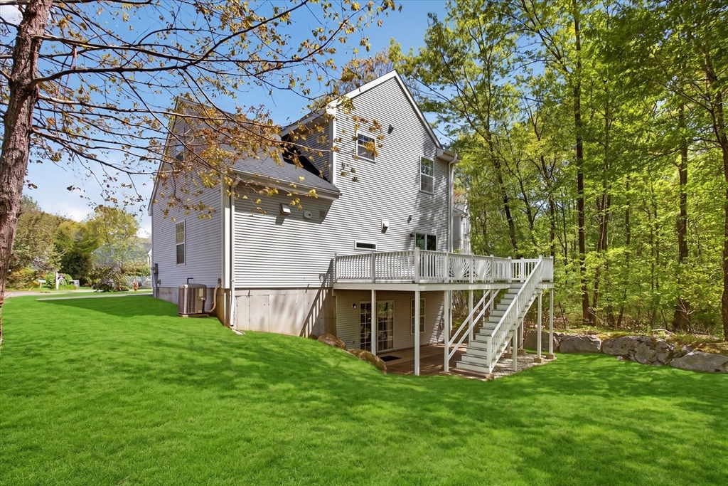 15 Nason Ln