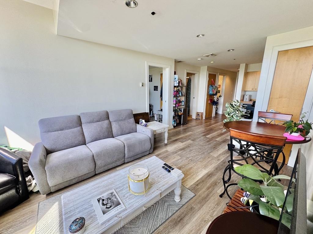 131 Tremont Street # 6B