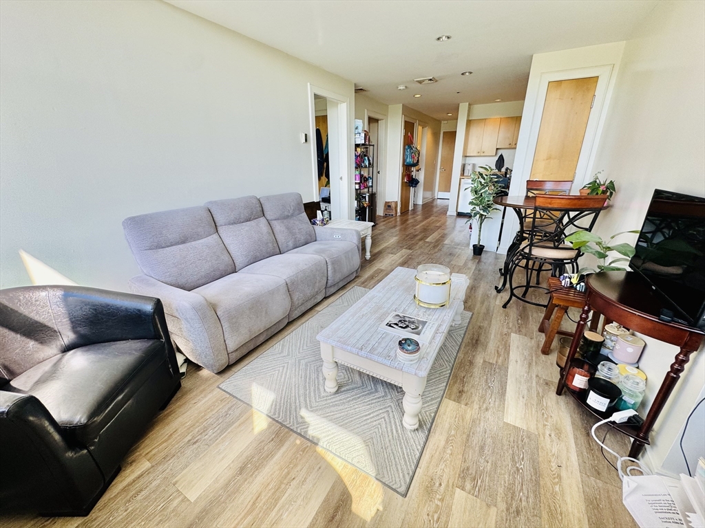 131 Tremont Street # 6B