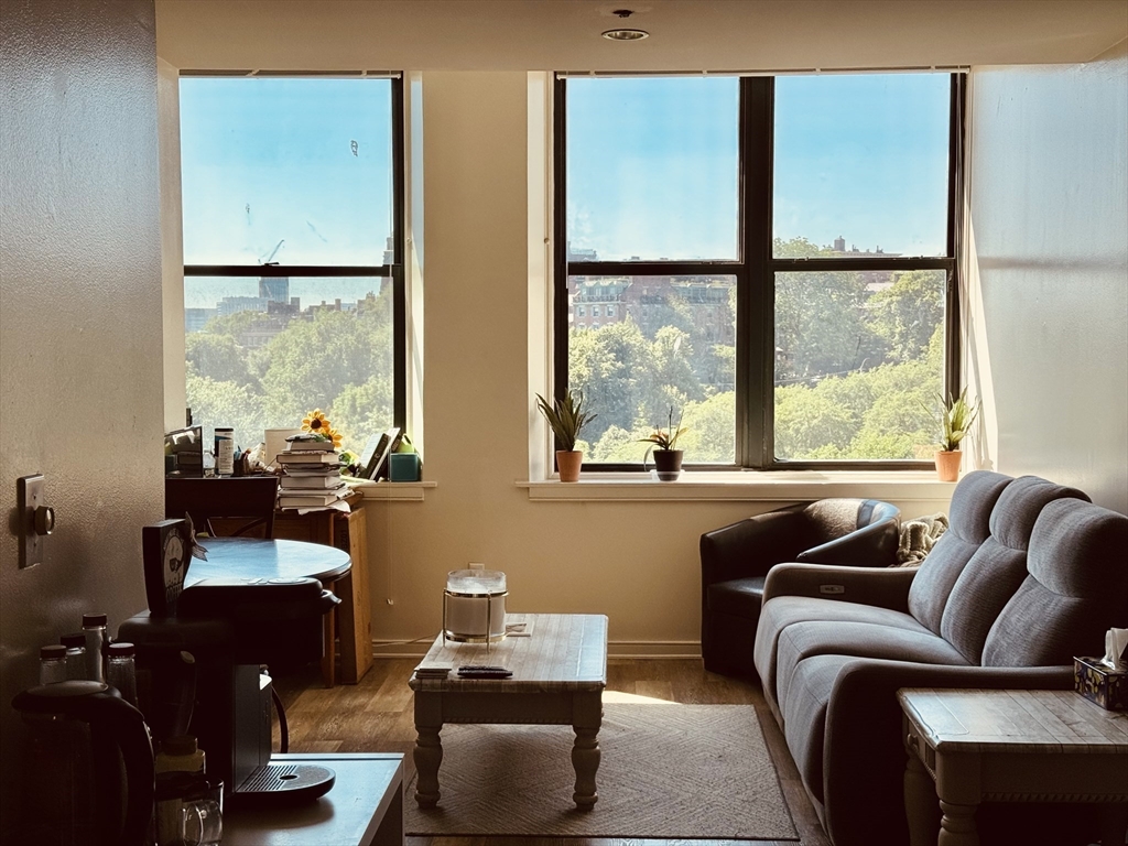 131 Tremont Street # 6B