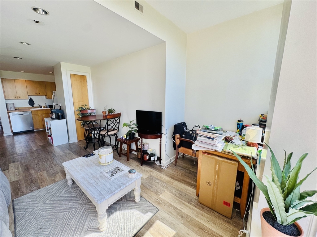 131 Tremont Street # 6B