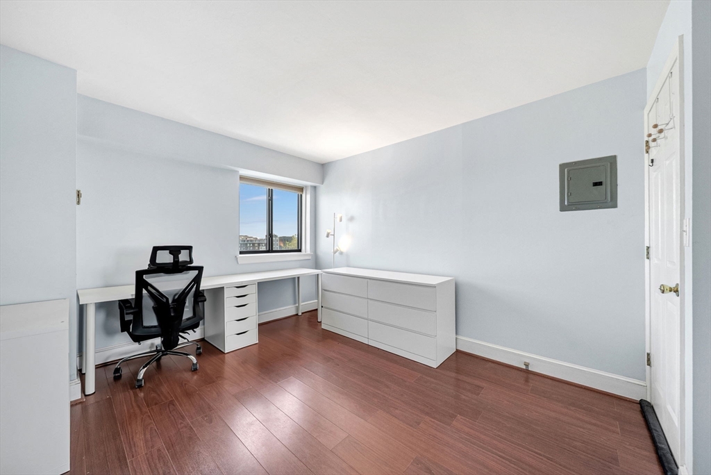 15 N Beacon Street # 515