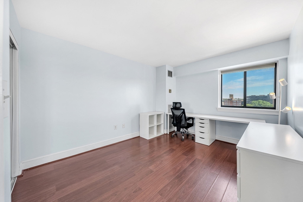 15 N Beacon Street # 515