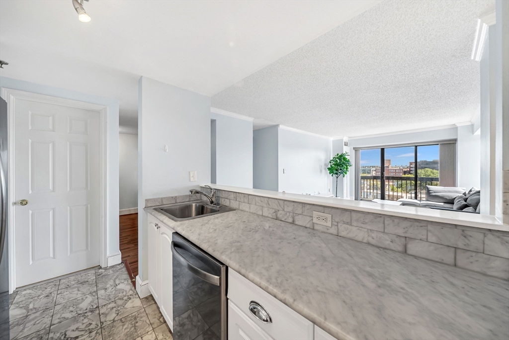 15 N Beacon Street # 515