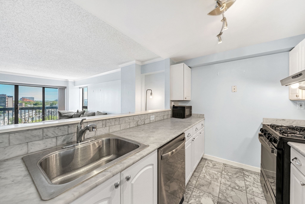 15 N Beacon Street # 515