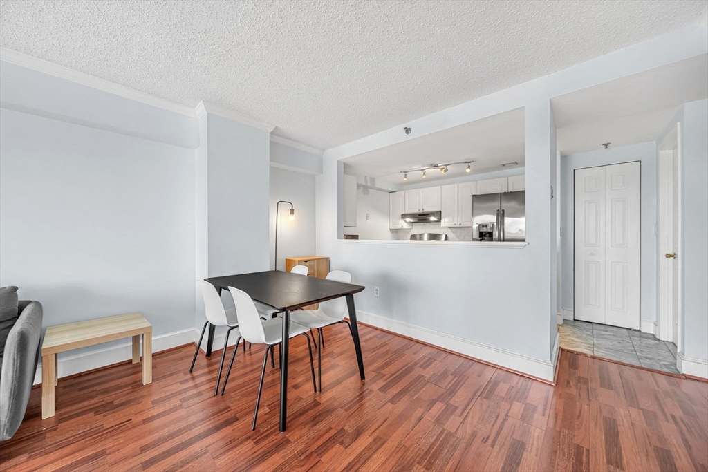 15 N Beacon Street # 515