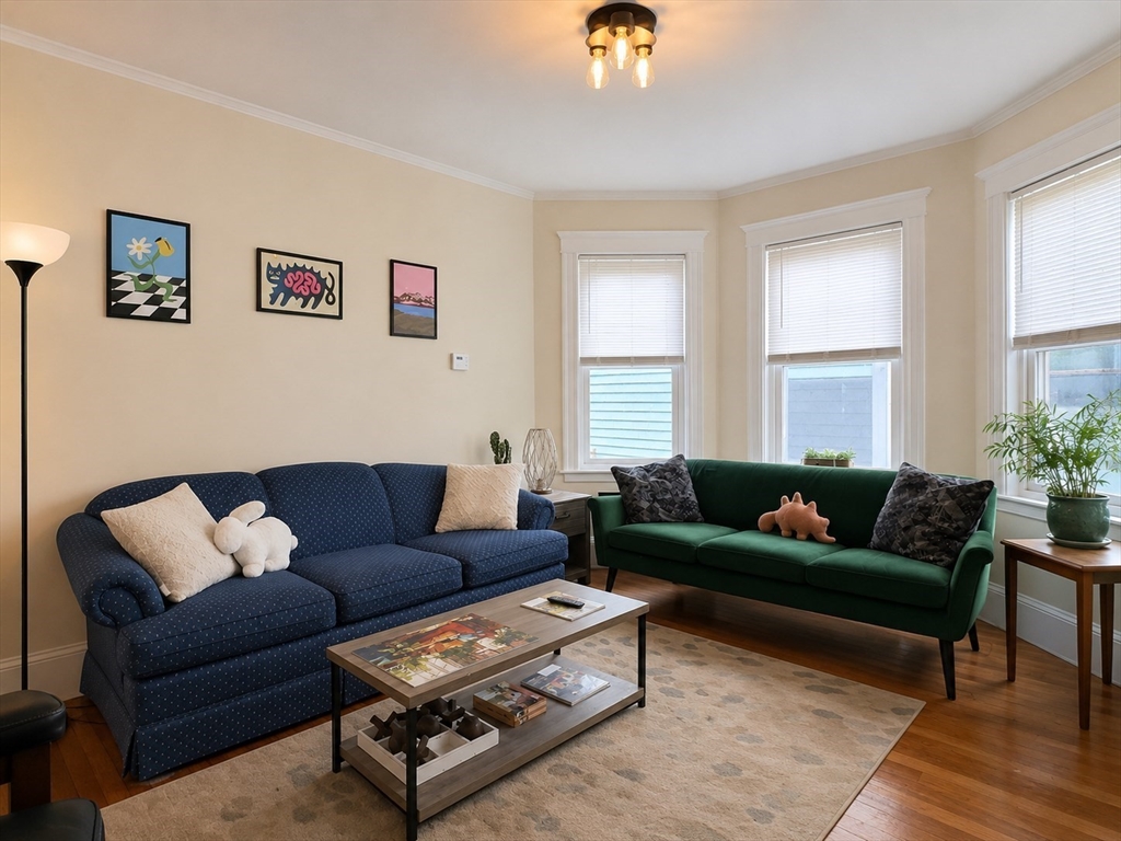 8 Glenside Ave # 1