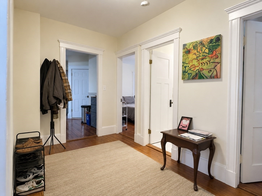 8 Glenside Ave # 1