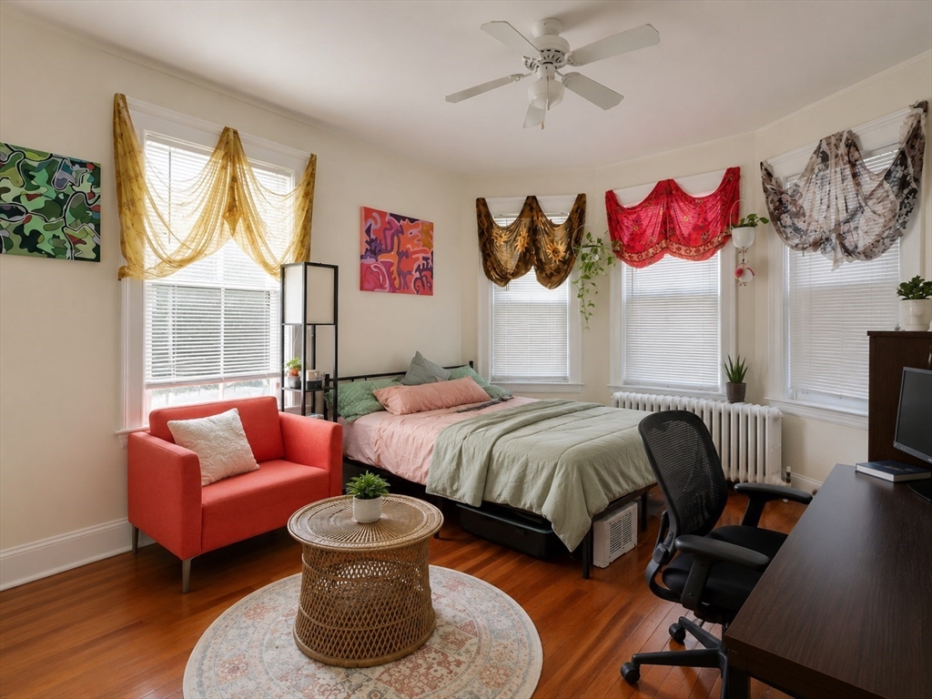 8 Glenside Ave # 1