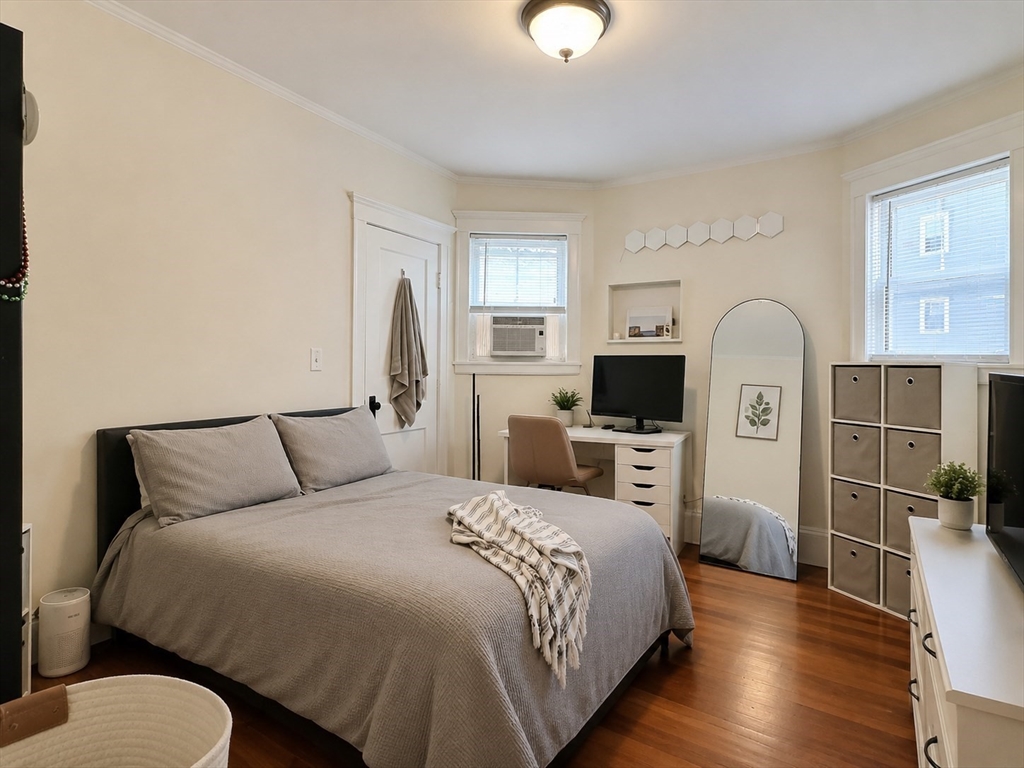 8 Glenside Ave # 1