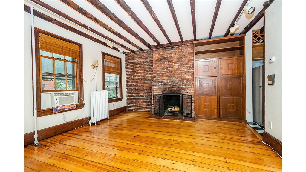 31 Myrtle Street # 4