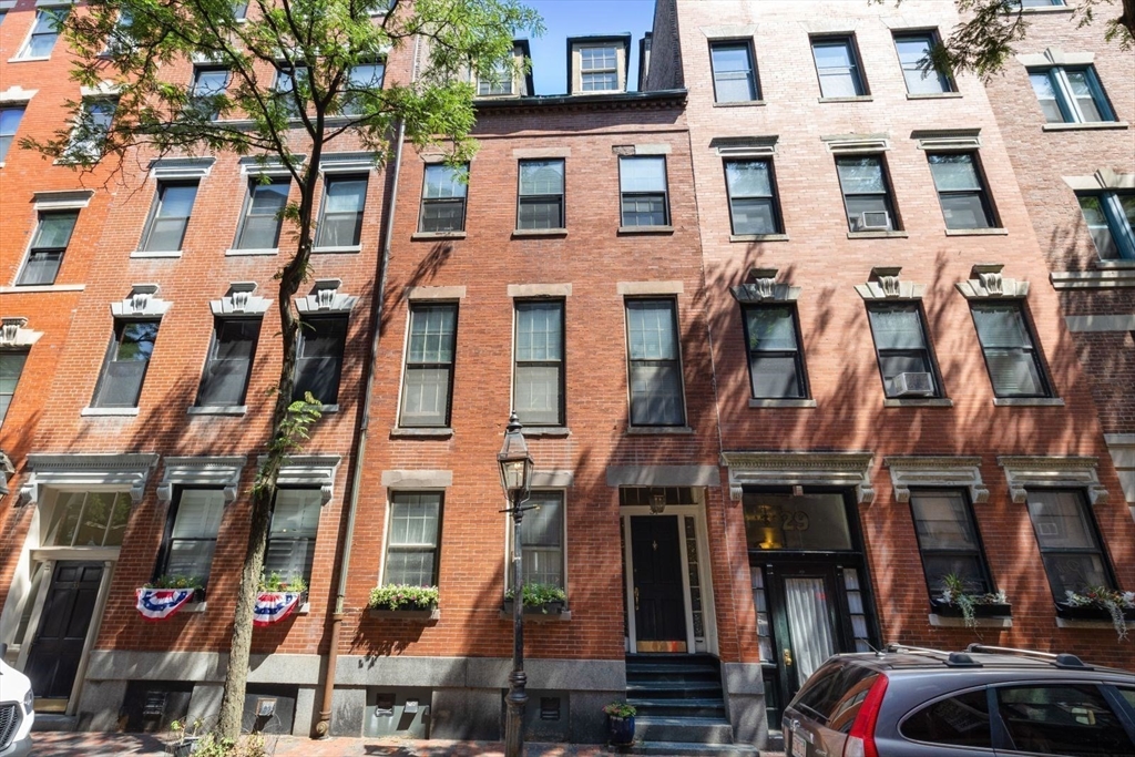 31 Myrtle Street # 4