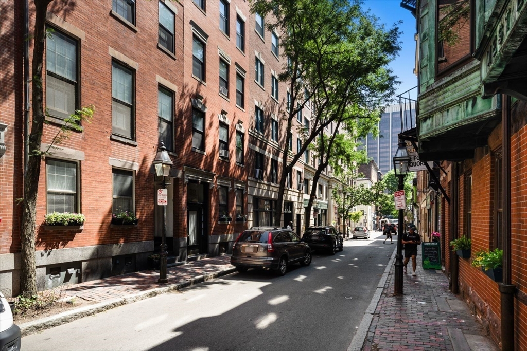 31 Myrtle Street # 4