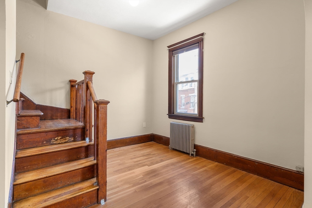 10 Orange St
