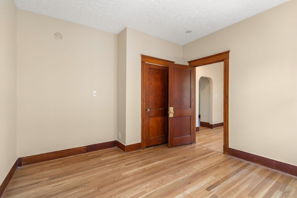 10 Orange St