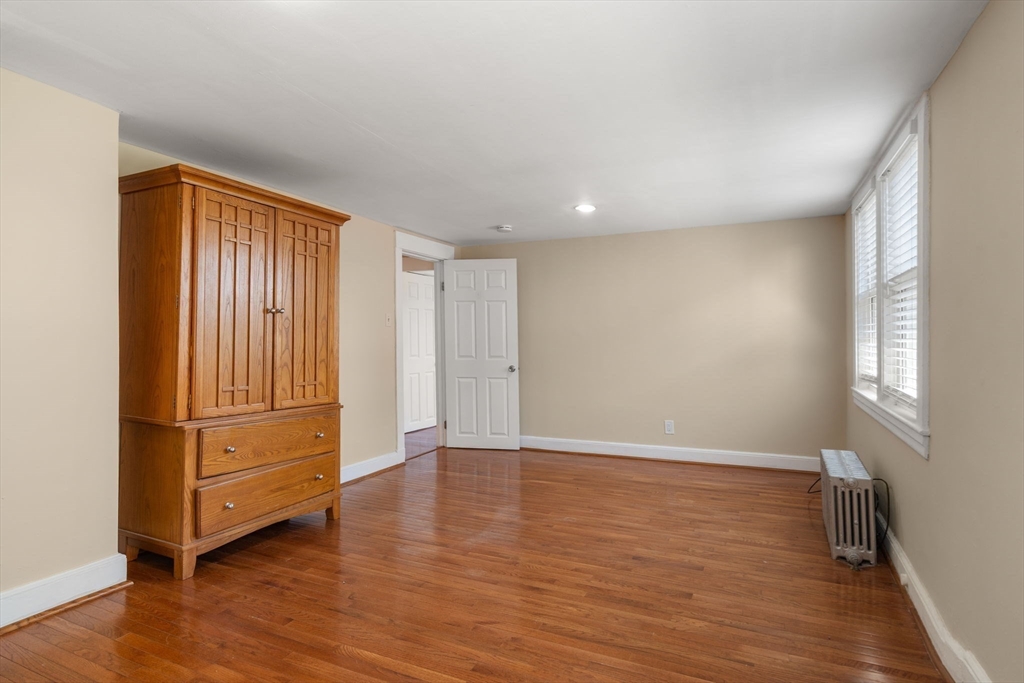 10 Orange St