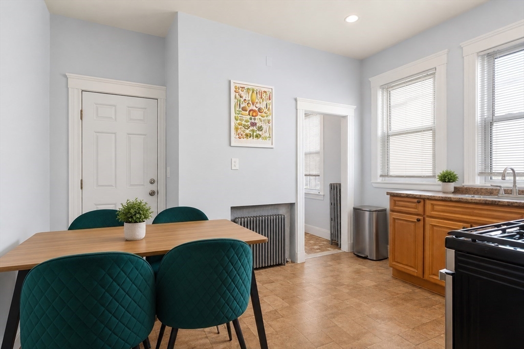 10 Orange St