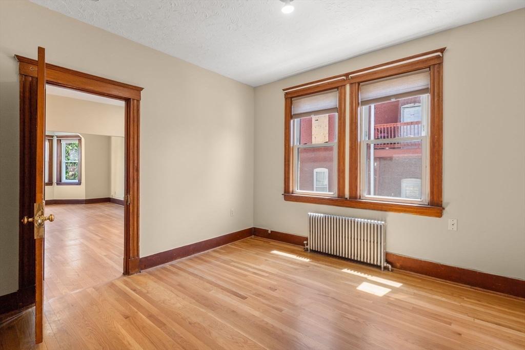10 Orange St