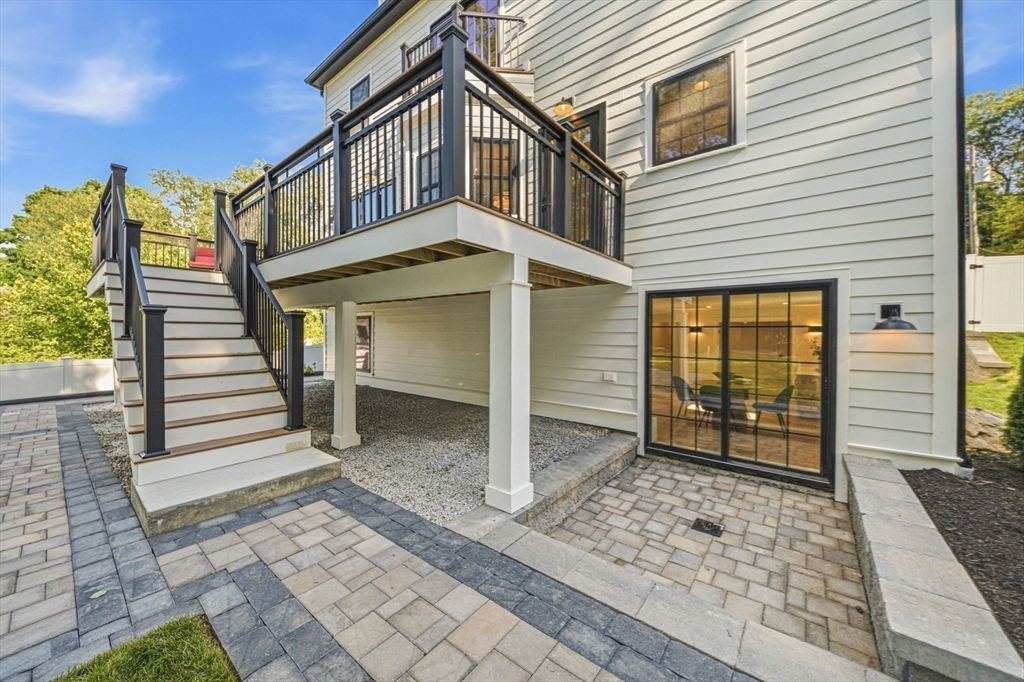 211 High Rock St.