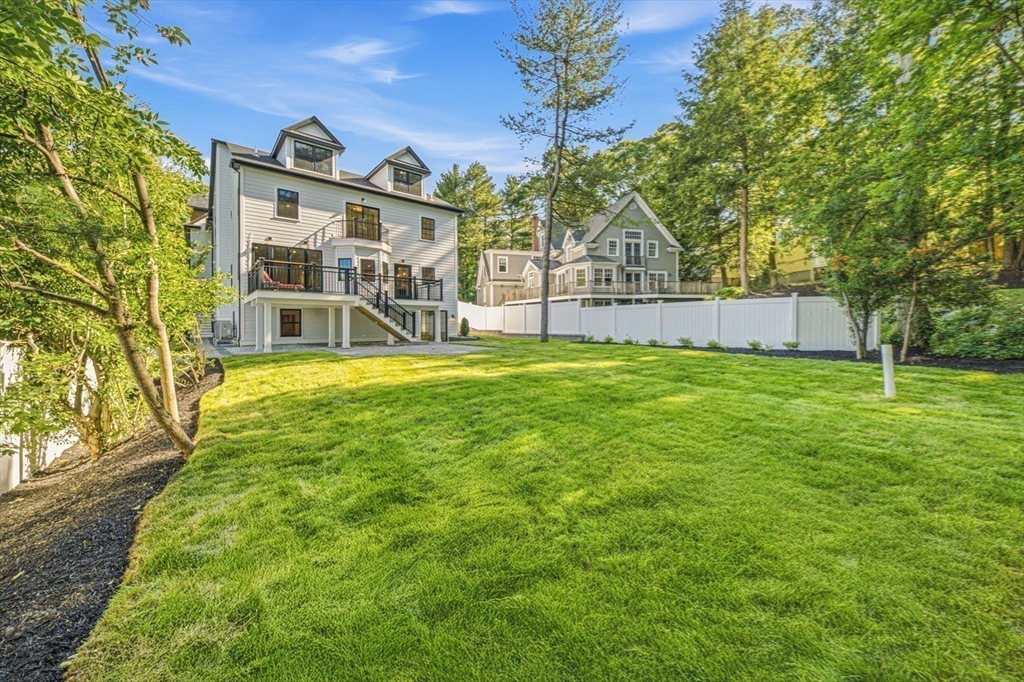 211 High Rock St.