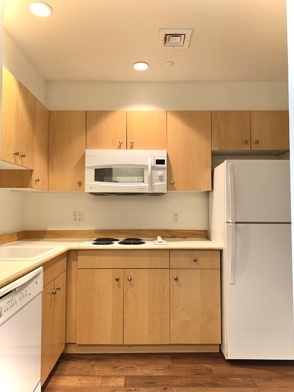 131 Tremont Street # 7C