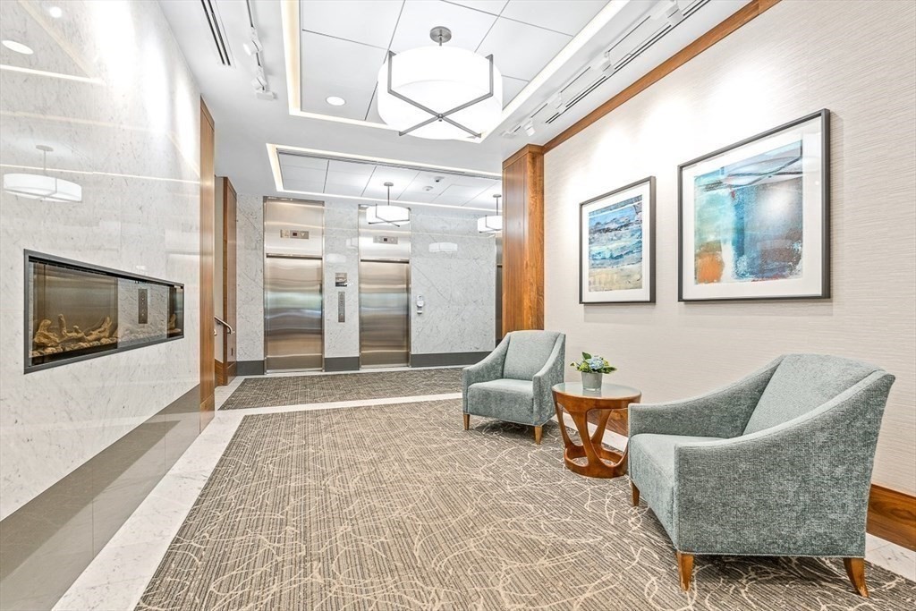 8 Whittier Pl # 12F