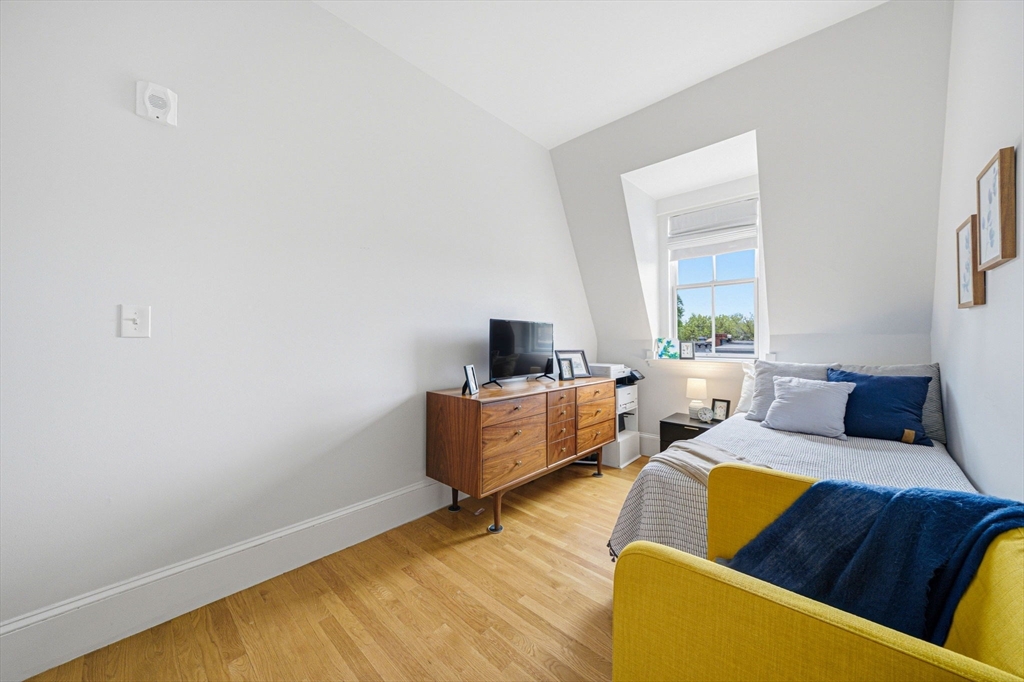 25 Worcester Square # 5