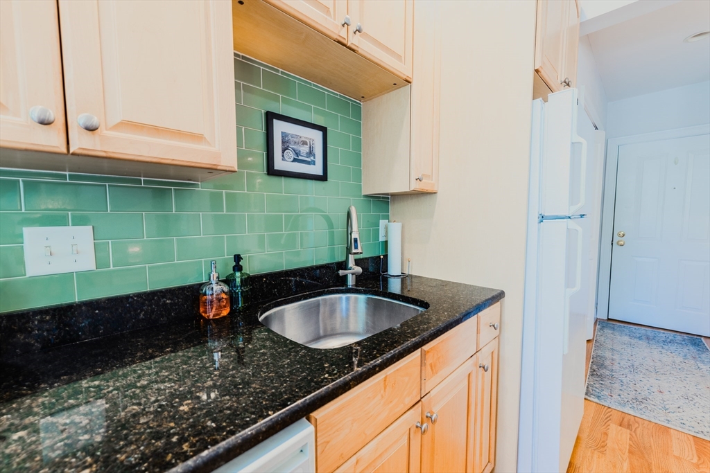 146 Clifton Street # 6