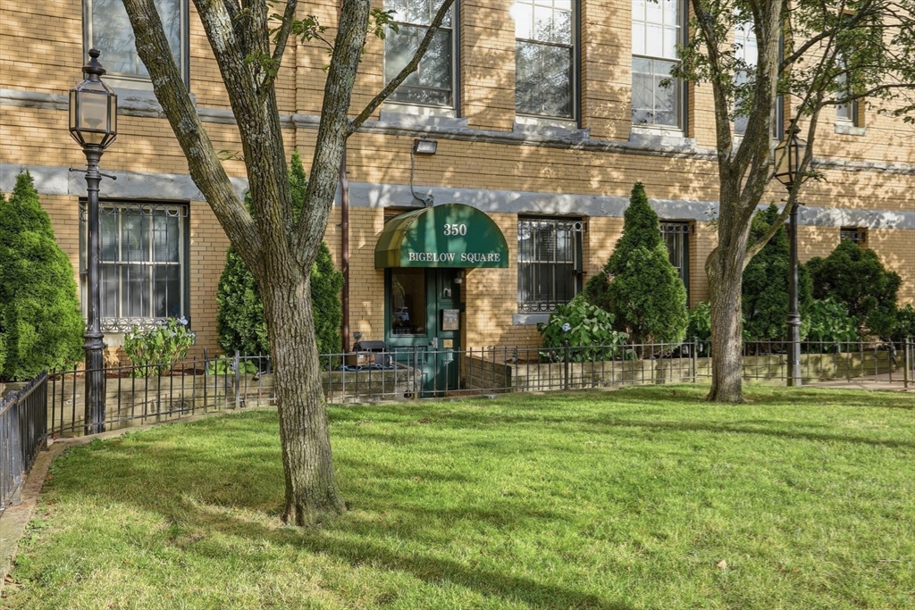 350 W 4th # 310