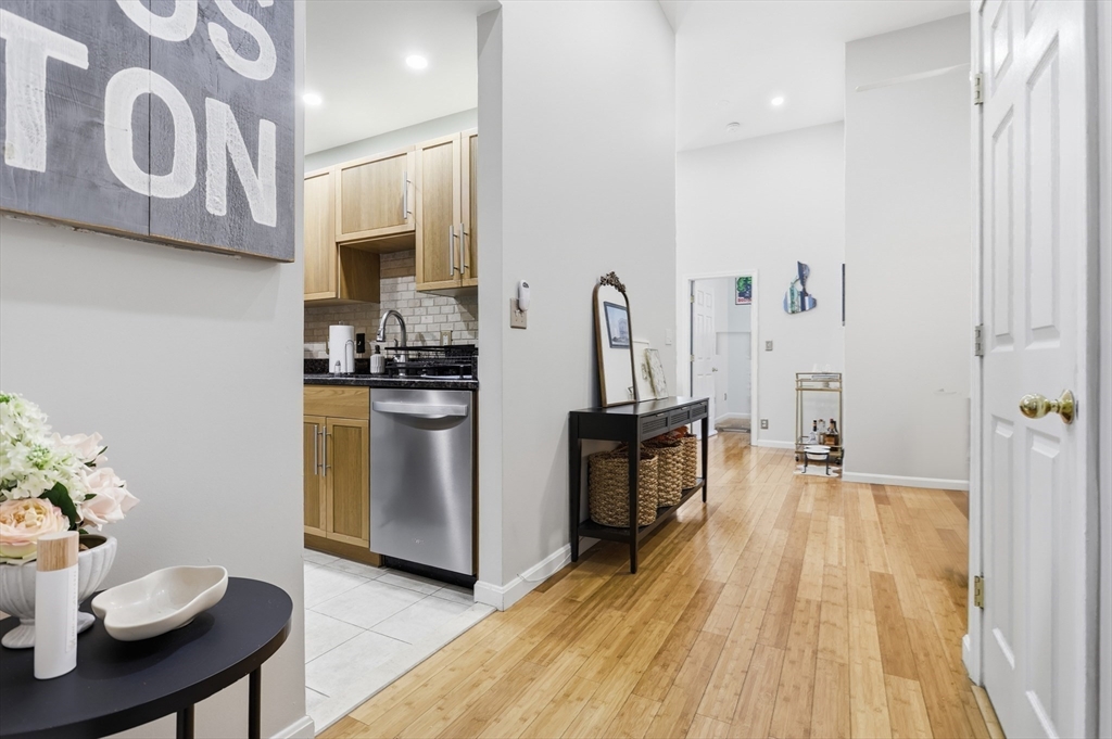 350 W 4th # 310