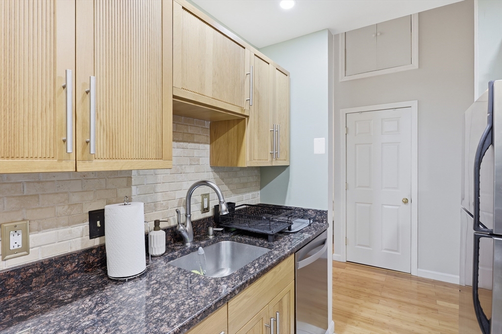 350 W 4th # 310