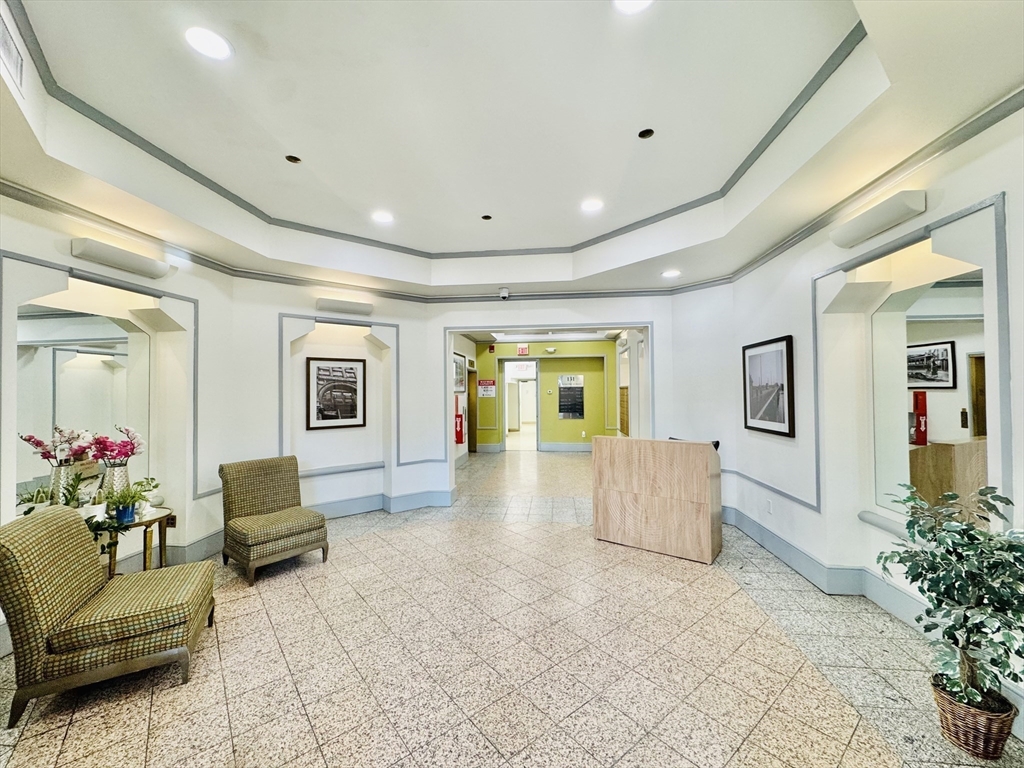 131 Tremont Street # 7B